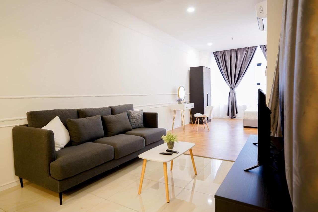 Itcc Manhattan Suites By Pinstay Penampang Esterno foto